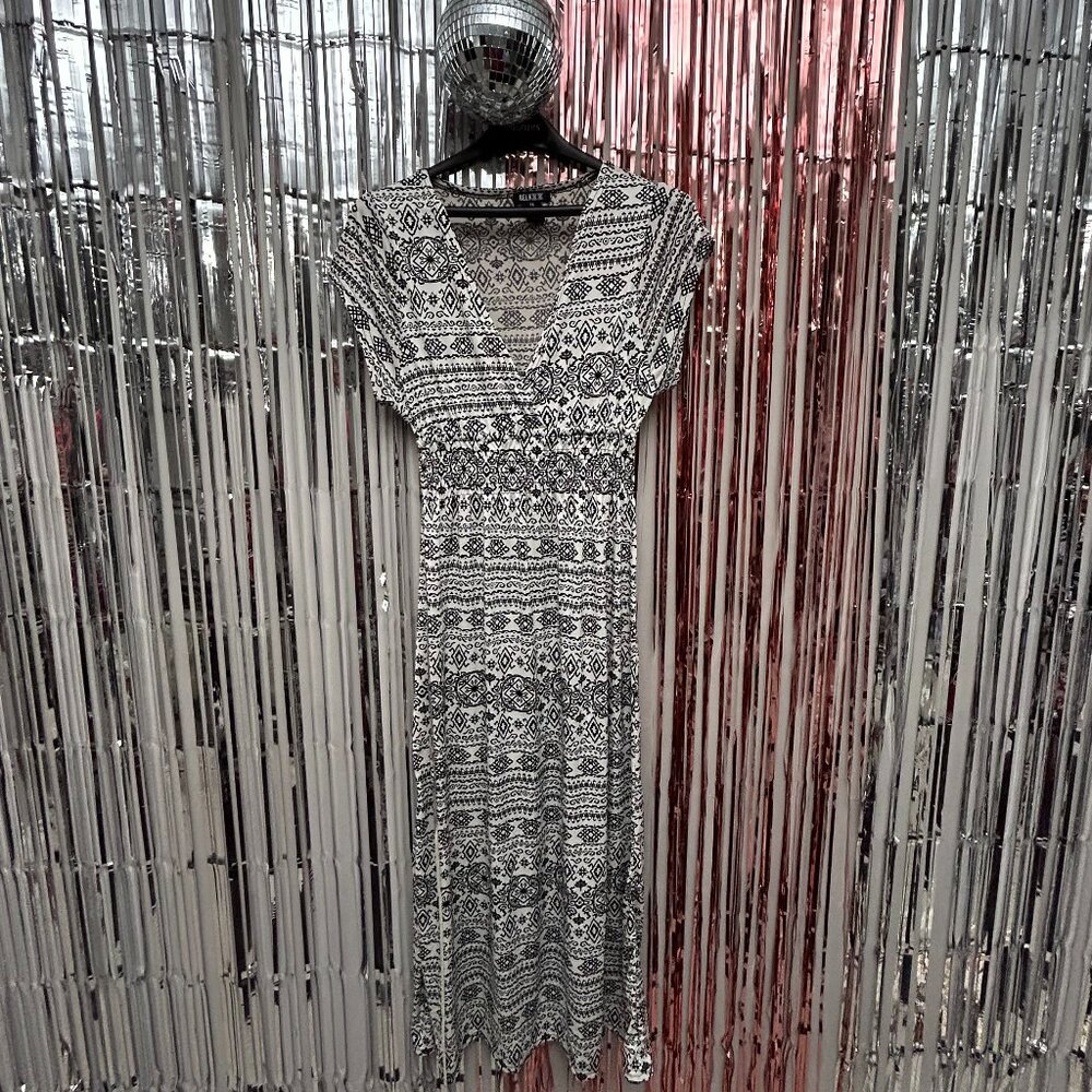 RELAXX Long Dress Women Size 1X Black White Cocktail Party Formal